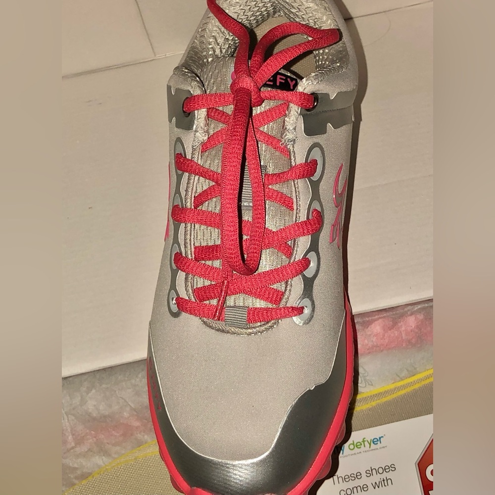 G-DEFY Gamma-Ray Athletic Shoe - Picture 4 of 8